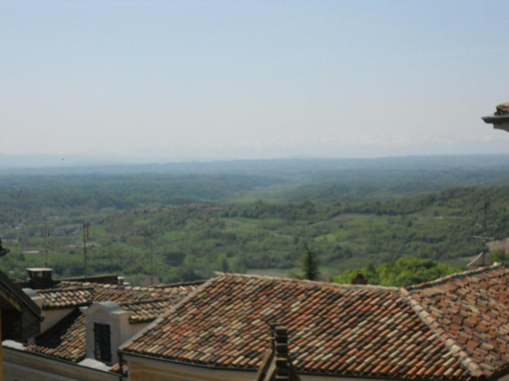 Locanda Martelletti Cocconato Δωμάτιο φωτογραφία
